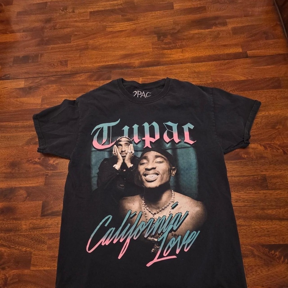 Tupac black California love shirt size medium sku 66